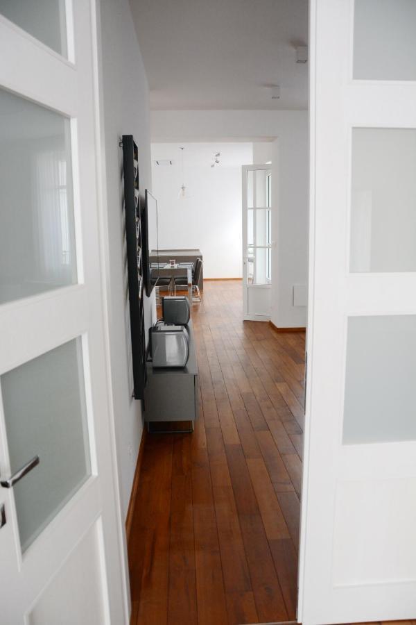 Premium Apartment Near Banska Bystrica Square With Two Big Bedrooms 外观 照片