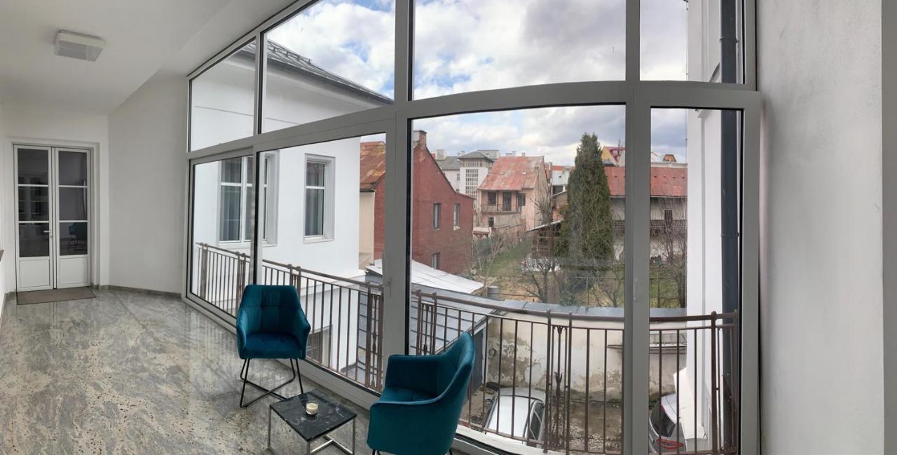 Premium Apartment Near Banska Bystrica Square With Two Big Bedrooms 外观 照片